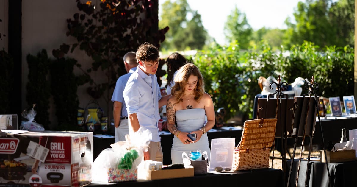 19th Annual Evening in the Garden Photo